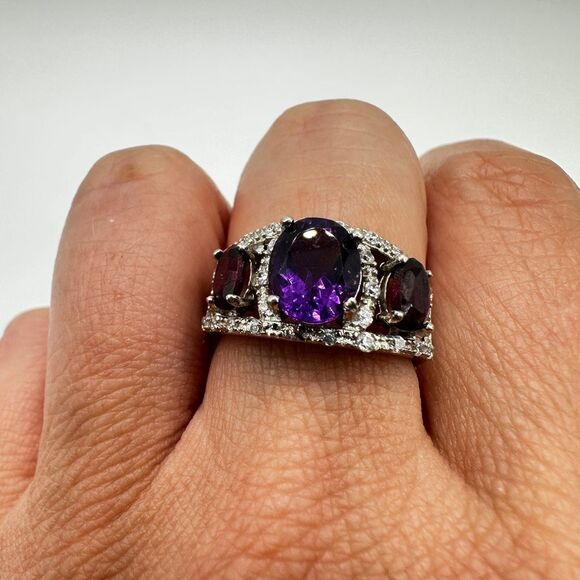 Stunning Amethyst and Rhodalite garnet with cz accents in sterling silver ring! - Picture 6 of 14